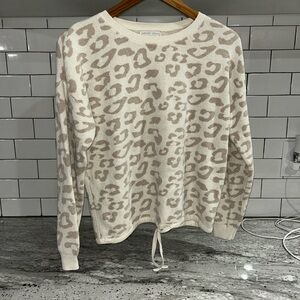 Barefoot Dreams CozyChic Ultra Lite Leopard Pullover | Size 12/14 | Tan Cream